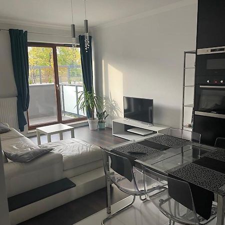House4You Apartament Sakura Airport Chopin Warszawa Exteriör bild