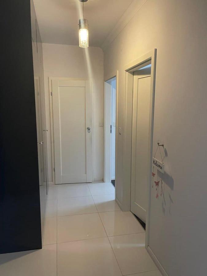 House4You Apartament Sakura Airport Chopin Warszawa Exteriör bild