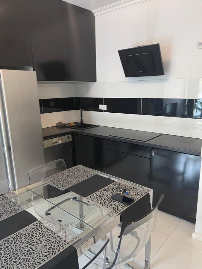 House4You Apartament Sakura Airport Chopin Warszawa Exteriör bild
