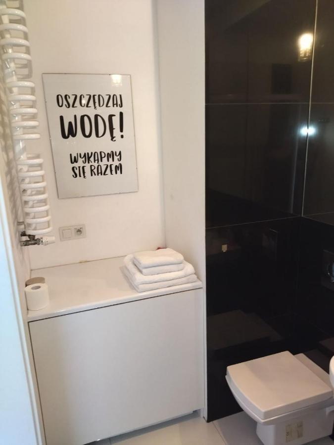 House4You Apartament Sakura Airport Chopin Warszawa Exteriör bild